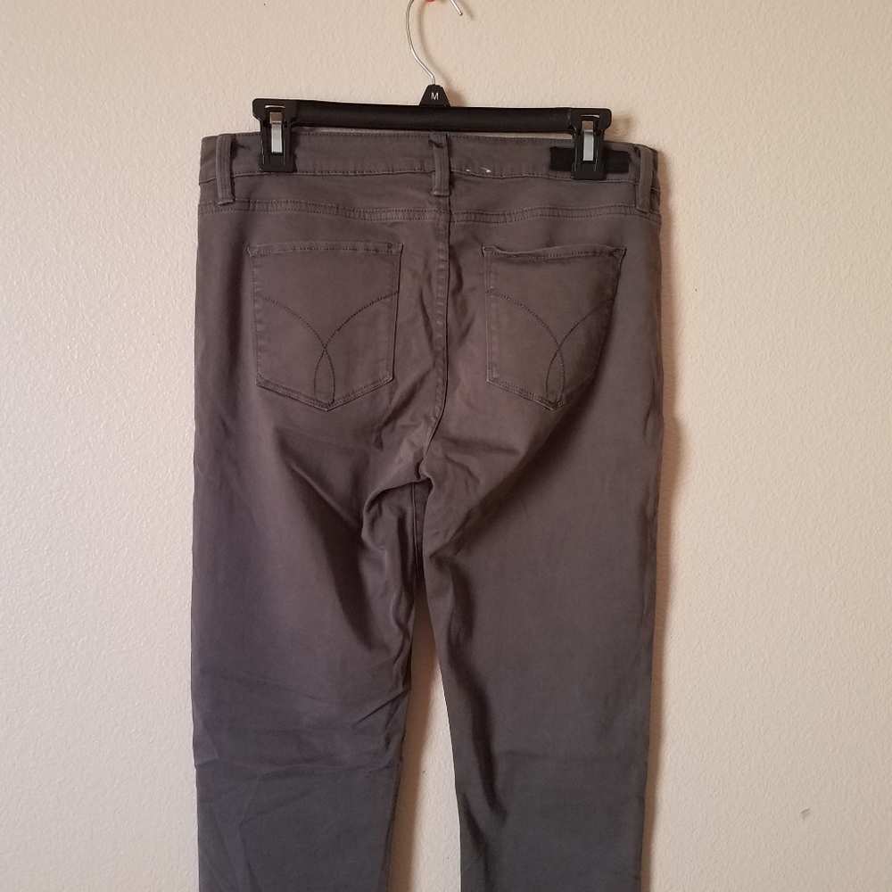 Pants - Picture 3 of 3